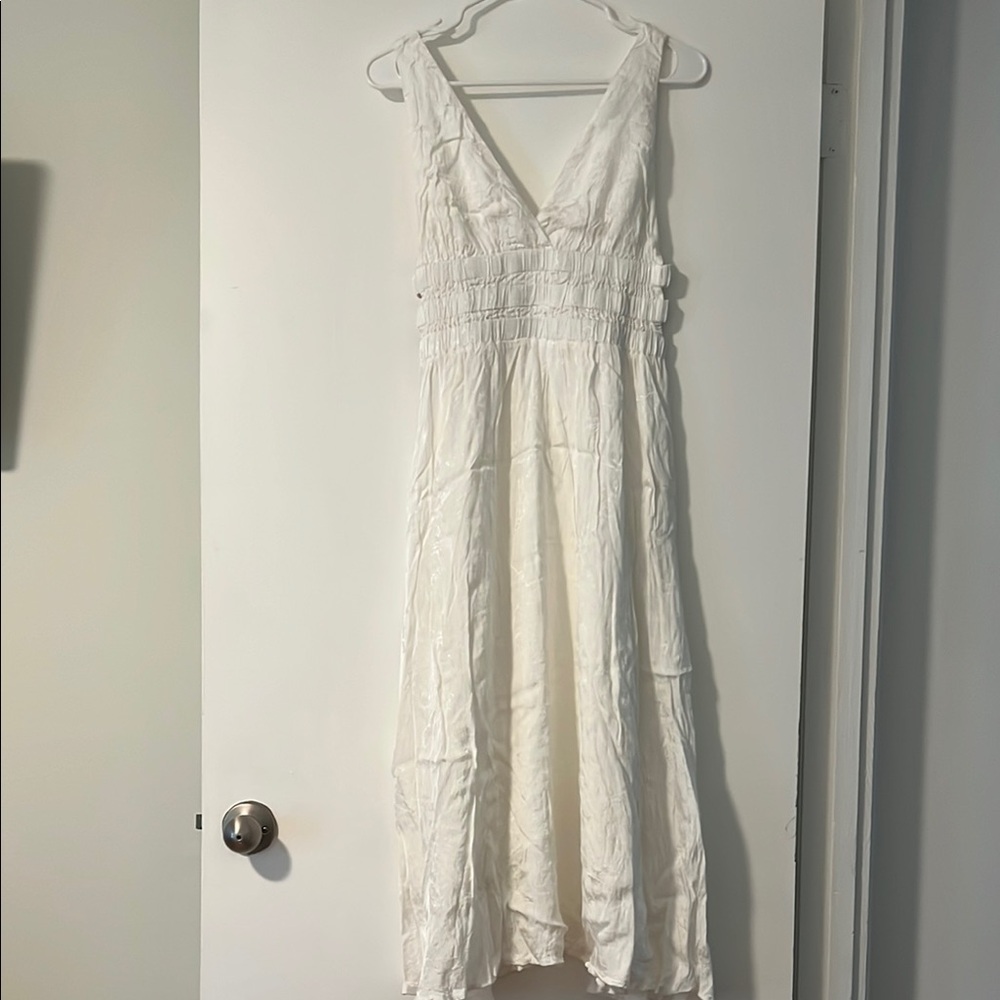 Lulu's White Backless Dress Elegant and Chic